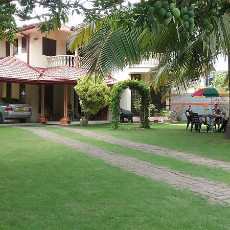 Sugandi Inn Kochchikade المظهر الخارجي الصورة